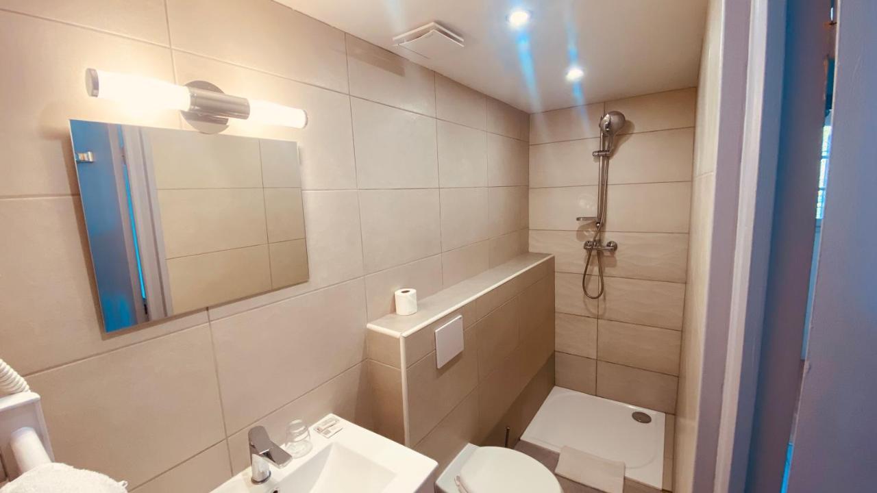 Hotel De La Poste Peymeinade Kültér fotó