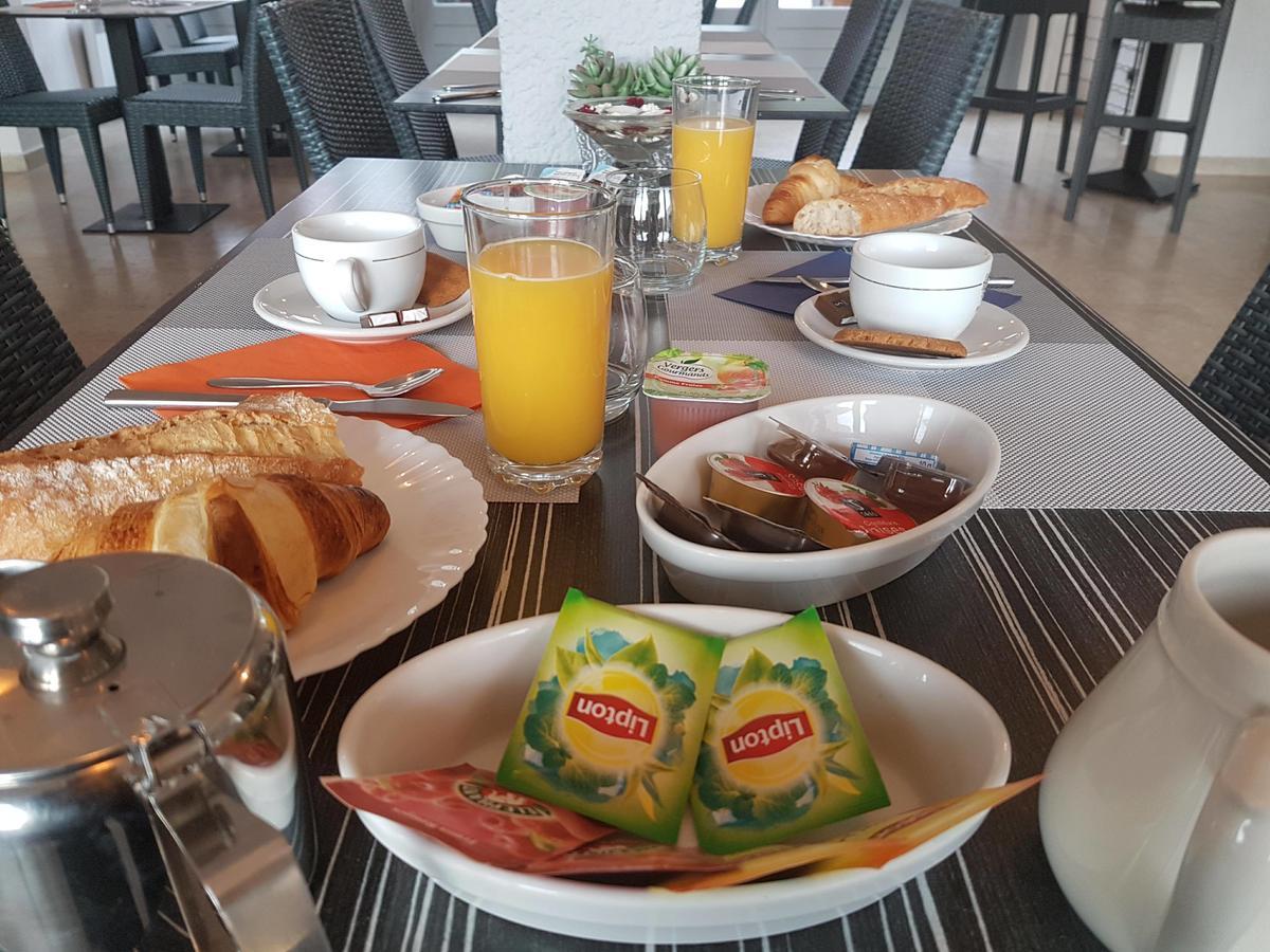 Hotel De La Poste Peymeinade Kültér fotó