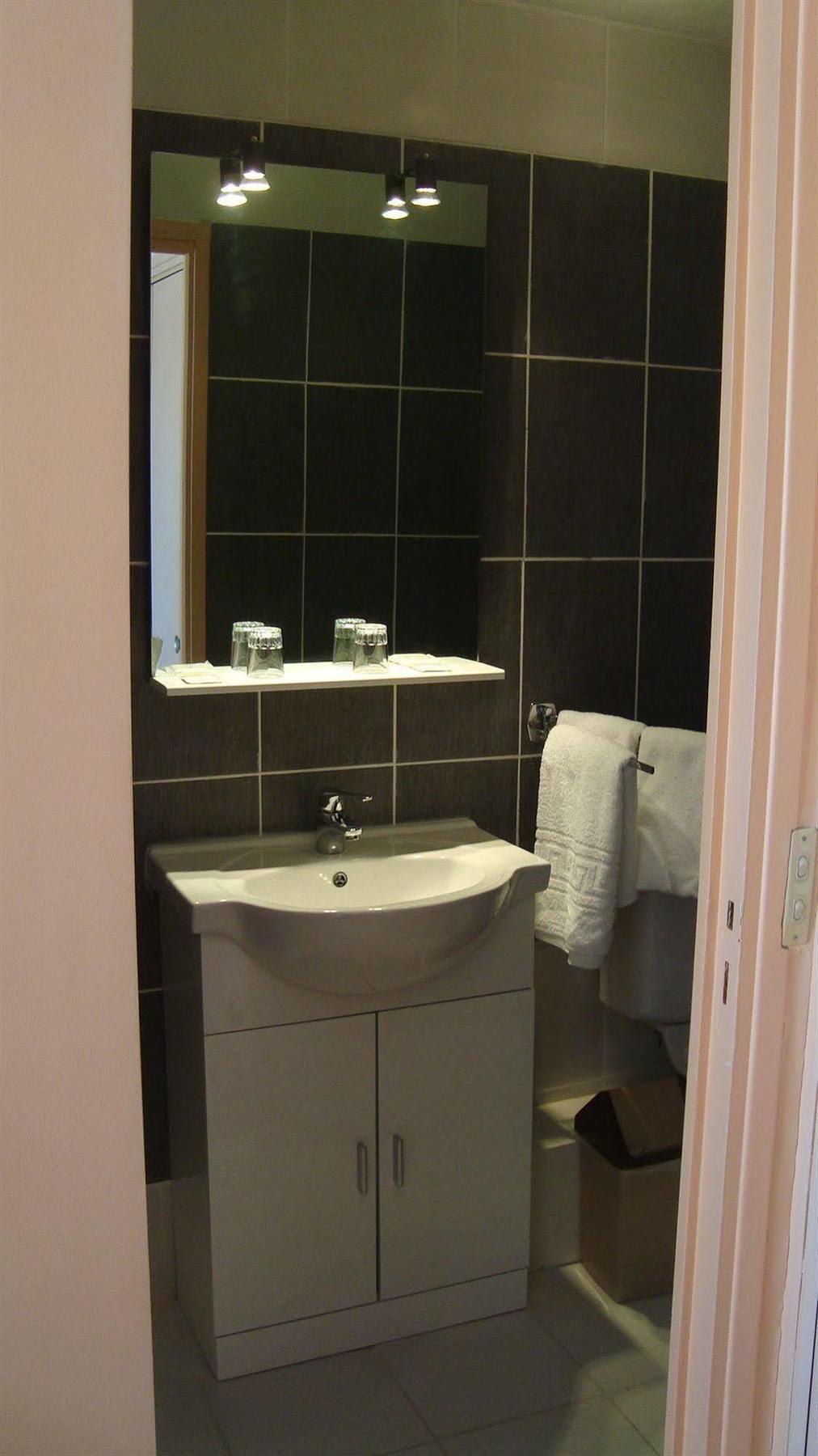 Hotel De La Poste Peymeinade Kültér fotó