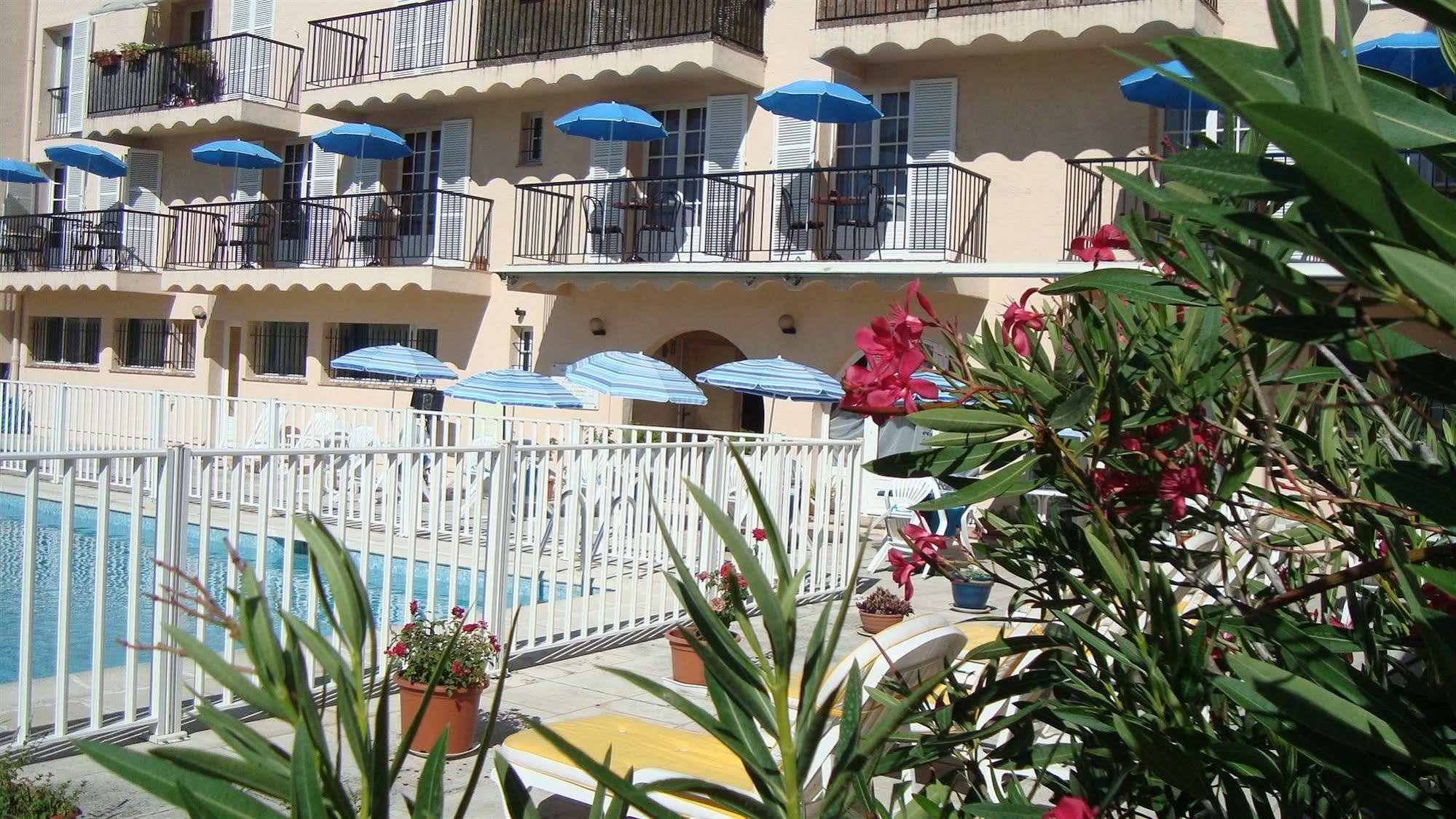 Hotel De La Poste Peymeinade Kültér fotó